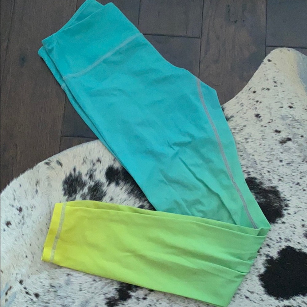 Blue/Green/Yellow Ombré Leggings Size M